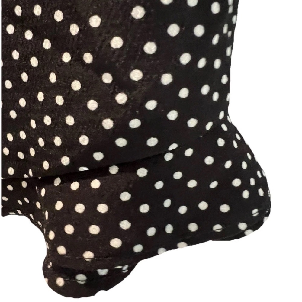 ZARA TRAFALUC Black and White Polka Dot RUFFLE HEM SHORTS LARGE